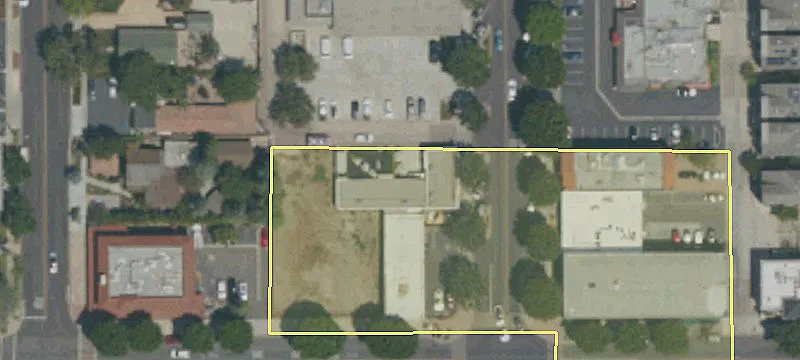 330 El Camino Real