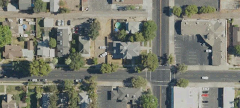 700 Irwin St