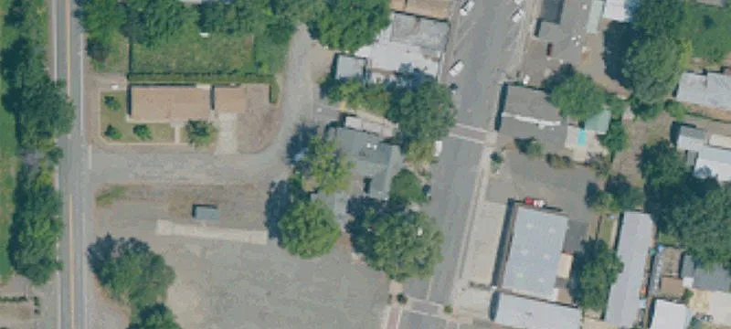 9425 Main St