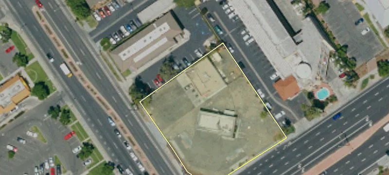 3815 La Sierra Ave