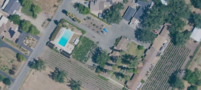 2006 Mora Ave