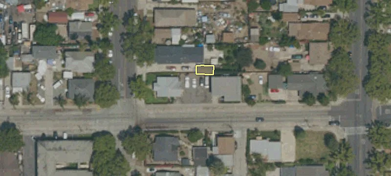 933 Cypress Ave