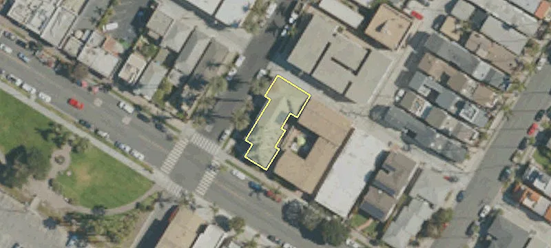 1001 Ocean Ave