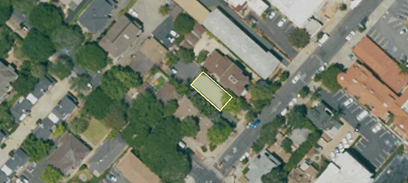 30 Arrellaga St