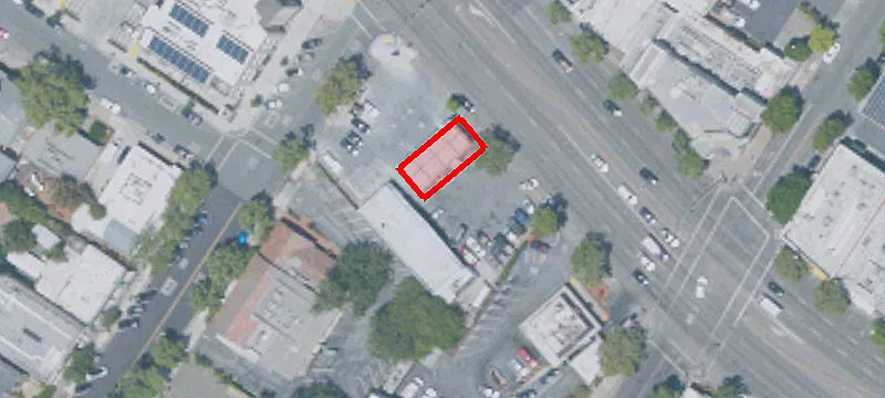 2200 El Camino Real