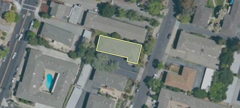 215 Avery Ln