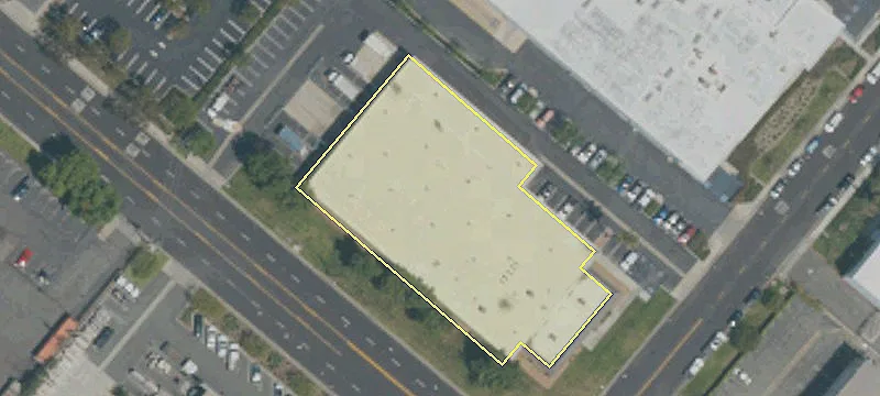 17221 Daimler St