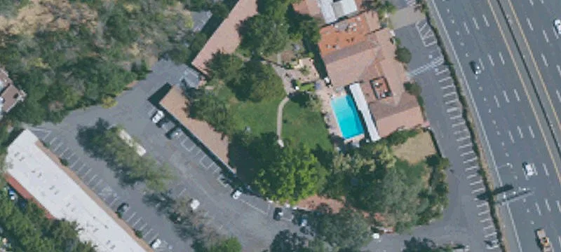250 Entrada Dr