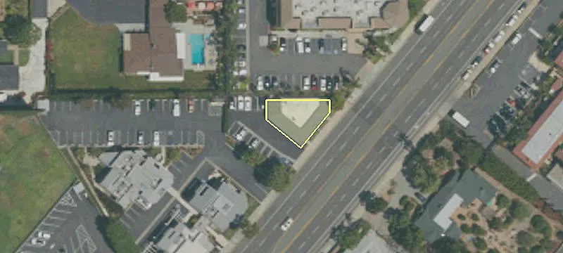12805 Newport Ave