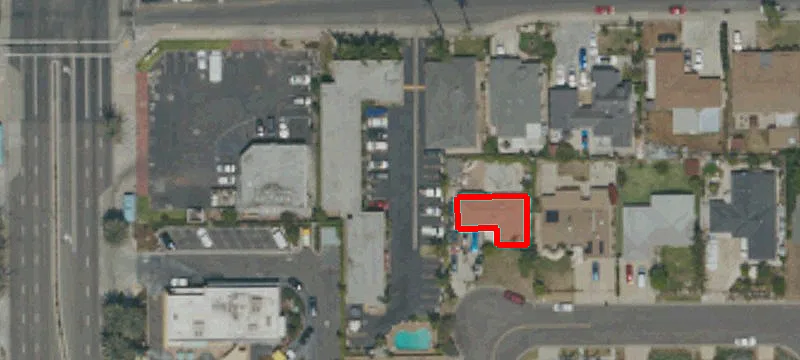 12550 Lampson Ave