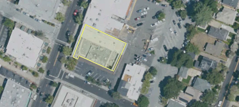 210 Santa Cruz Ave