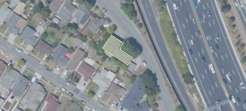 1575 San Joaquin St
