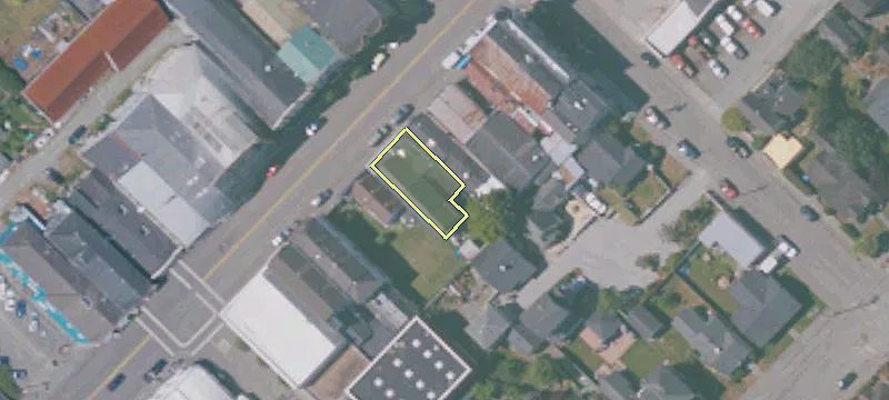 452 Main St