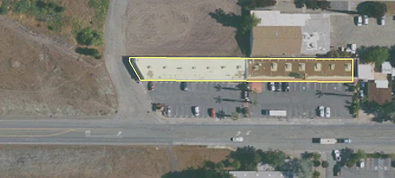 560 Lakeport Blvd