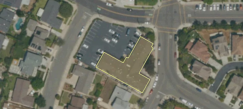 1055 El Camino Dr