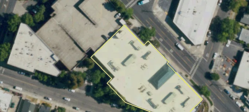 3160 Folsom Blvd