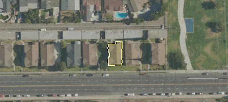 8671 Cerritos Ave