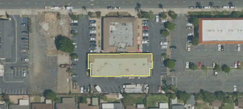 320 Katella Ave