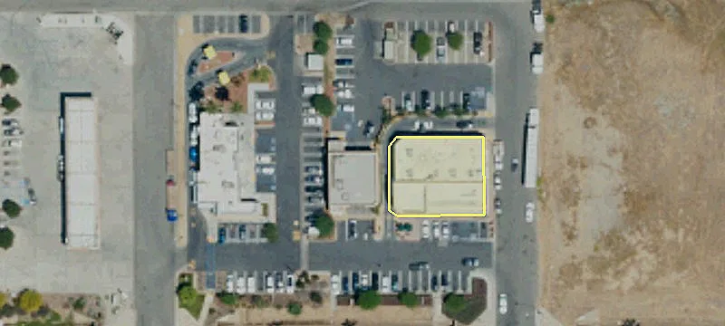 118 Ramona Expy
