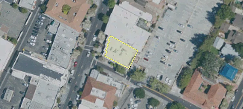 52 Santa Cruz Ave