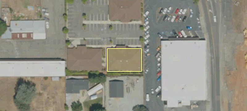2421 Hartnell Ave