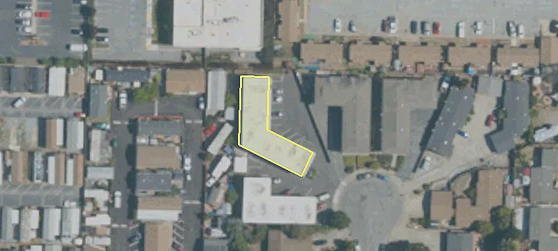 1137 Carson St