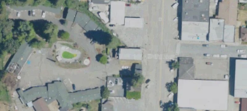 808 Redwood Dr