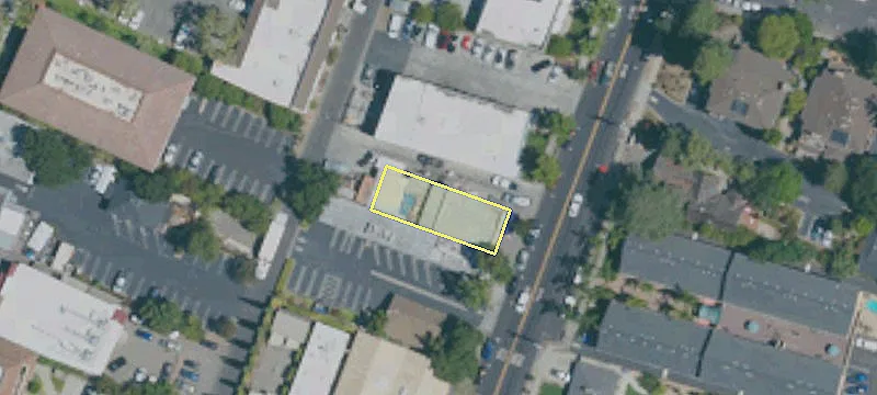 575 University Ave
