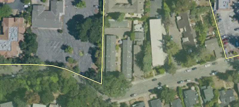 155 Villa Ave