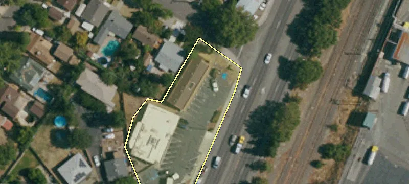 1540 Jefferson Blvd