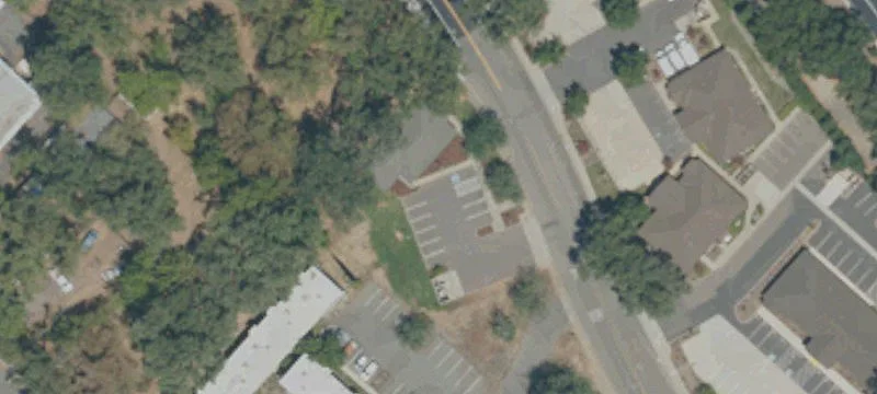2890 Ventura St