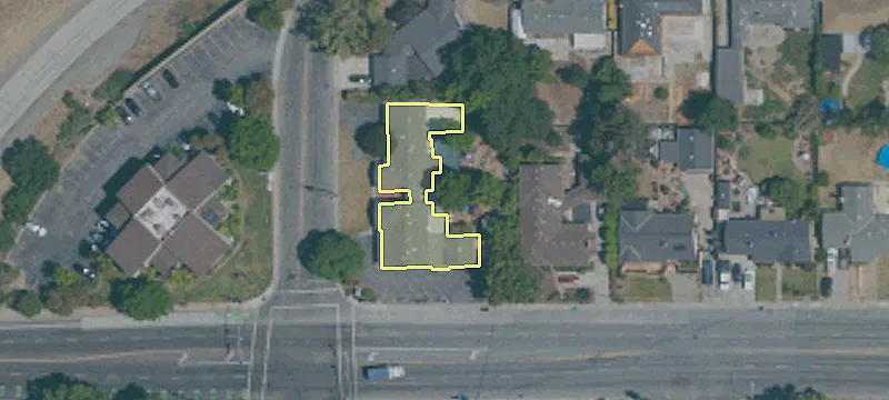 2555 Moorpark Ave