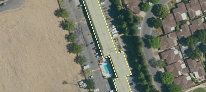7407 Elsie Ave