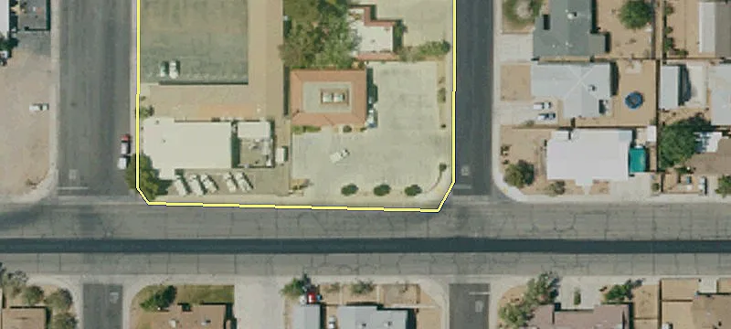 135 Gold Cyn St