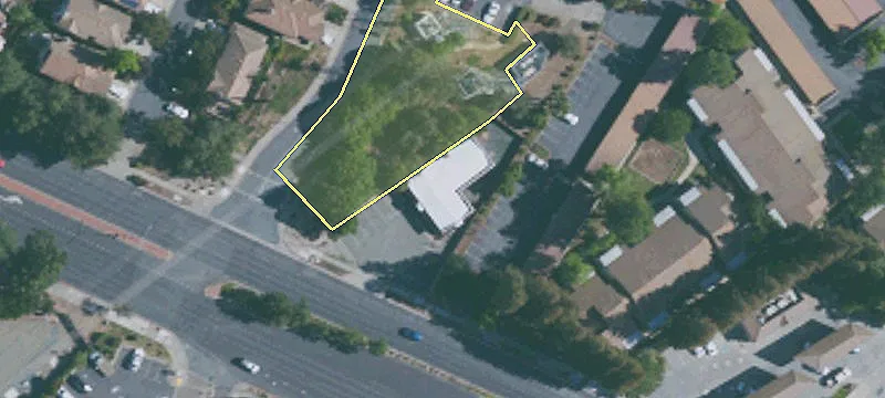 5375 Clayton Rd