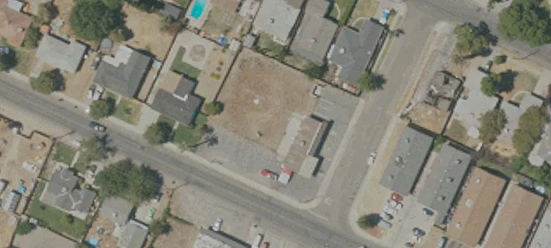 271 Broadway Ave