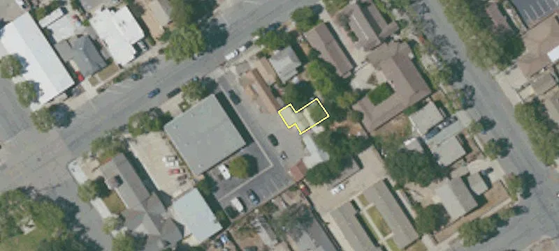 313 Bassett St