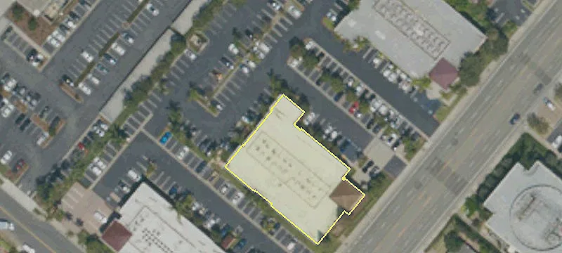 20201 Birch St