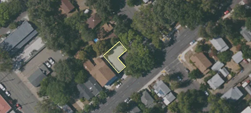 740 Flume St