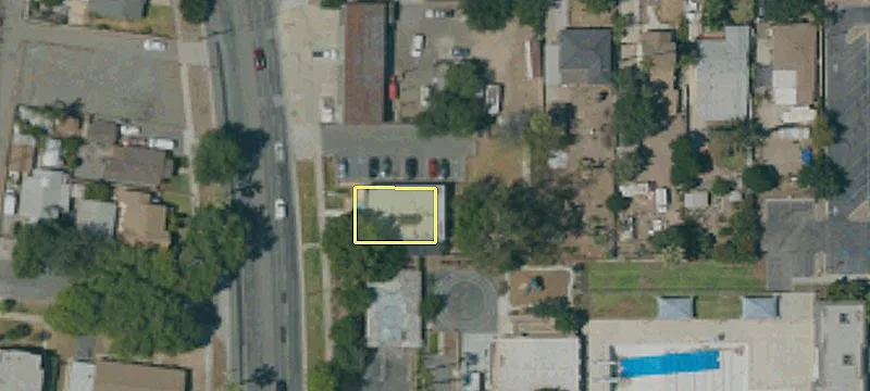 423 Grand Blvd