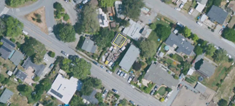 169 Railroad Ave