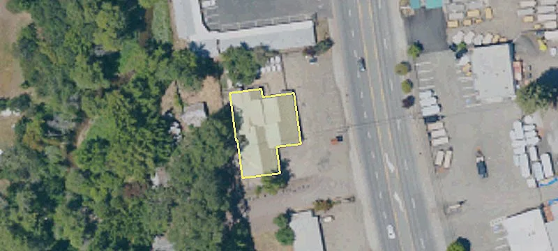 1460 Main St