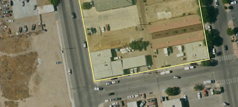 806 High St