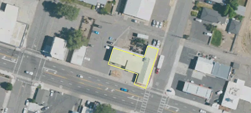 2385 Main St