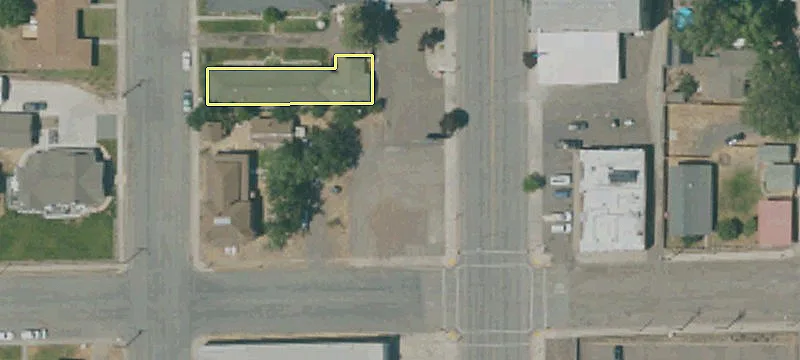 301 Main St