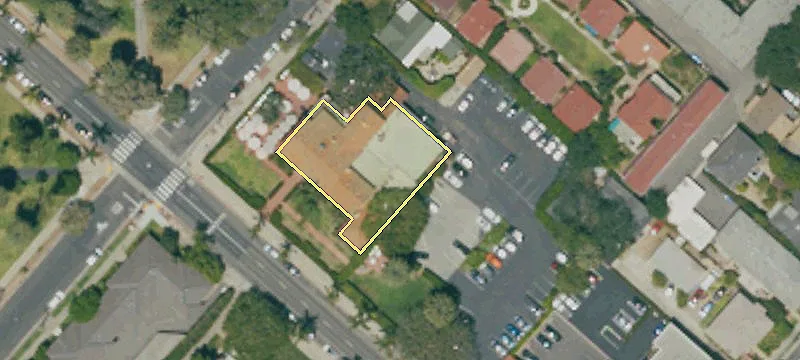 1332 Santa Barbara St