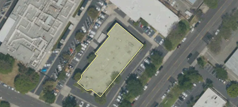 350 Fischer Ave