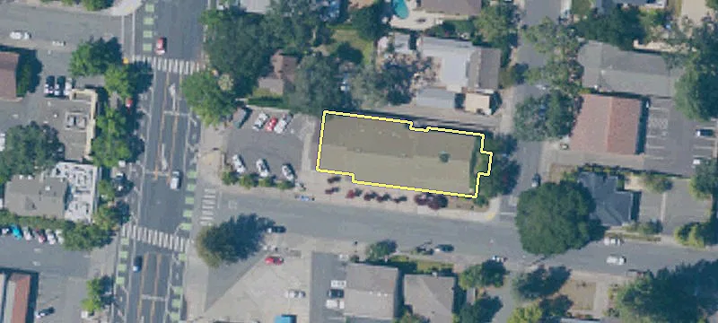 32 Patten St