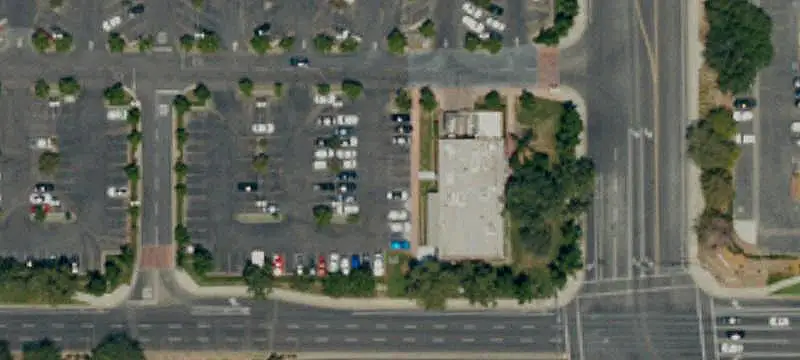 9000 Ming Ave