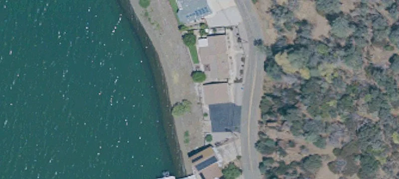 10941 Lakeshore Dr